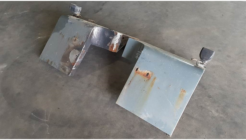 Komatsu WA 270 - 3 - Fender/Kotflügel/Spatbord - Крыло для Строительной техники: фото 3 Komatsu WA 270 - 3 - Fender/Kotflügel/Spatbord - Крыло для Строительной техники: фото 3