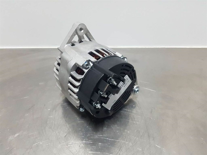 Manitou 12V 80A - Alternator/Lichtmaschine/Dynamo - Двигатель для Строительной техники: фото 4 Manitou 12V 80A - Alternator/Lichtmaschine/Dynamo - Двигатель для Строительной техники: фото 4