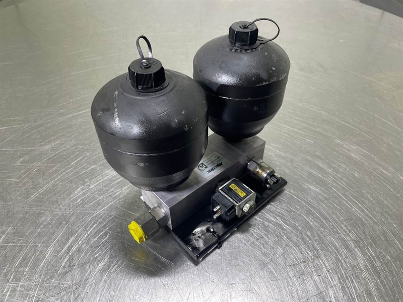Mecalac 12MTX-4108214A-Stabilising module - Гидравлика для Строительной техники: фото 2 Mecalac 12MTX-4108214A-Stabilising module - Гидравлика для Строительной техники: фото 2
