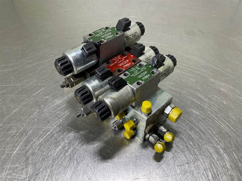 Mecalac 12MTX-6090341-NG6 Valve/Ventile/Ventiel - Гидравлика для Строительной техники: фото 1 Mecalac 12MTX-6090341-NG6 Valve/Ventile/Ventiel - Гидравлика для Строительной техники: фото 1