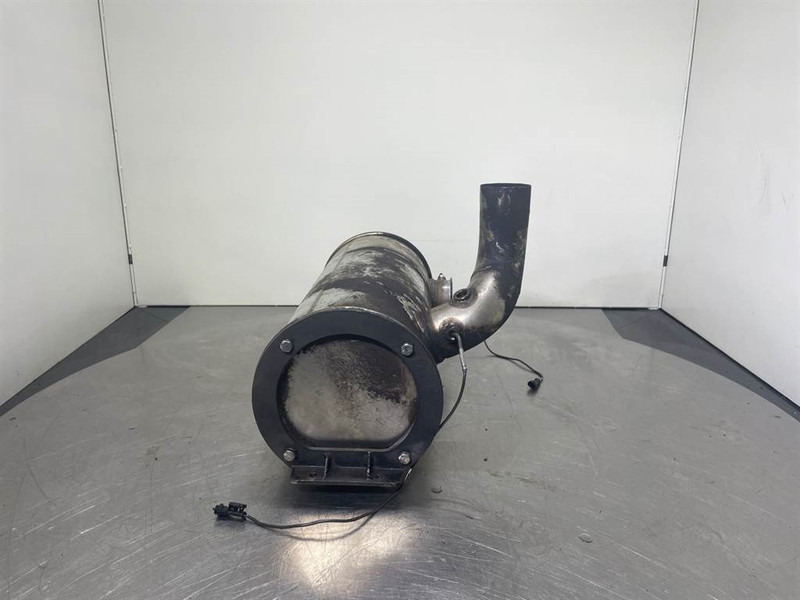 New Holland W110C - Exhaust/Auspuff/Uitlaat - Двигатель для Строительной техники: фото 3 New Holland W110C - Exhaust/Auspuff/Uitlaat - Двигатель для Строительной техники: фото 3