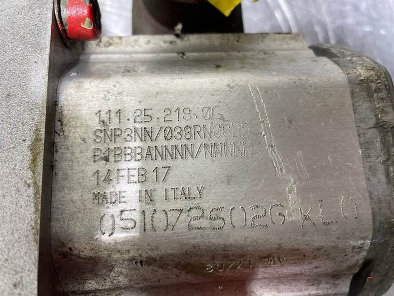 Sauer Danfoss SNP3NN/038RN06D-Gearpump/Zahnradpumpe/Tandwielpomp - Гидравлика для Строительной техники: фото 5 Sauer Danfoss SNP3NN/038RN06D-Gearpump/Zahnradpumpe/Tandwielpomp - Гидравлика для Строительной техники: фото 5