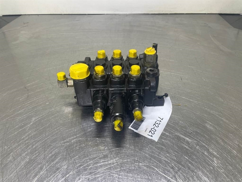 Schaeff SKL834-5520661860-Parker-Valve/Ventile/Ventiel - Гидравлика для Строительной техники: фото 1 Schaeff SKL834-5520661860-Parker-Valve/Ventile/Ventiel - Гидравлика для Строительной техники: фото 1