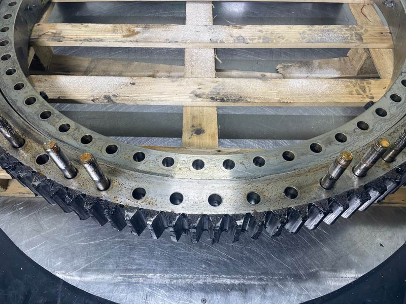 Sennebogen 835E-127775-Slewing ring/Drehkranz/Draaikrans - Рама/ Шасси для Строительной техники: фото 4 Sennebogen 835E-127775-Slewing ring/Drehkranz/Draaikrans - Рама/ Шасси для Строительной техники: фото 4