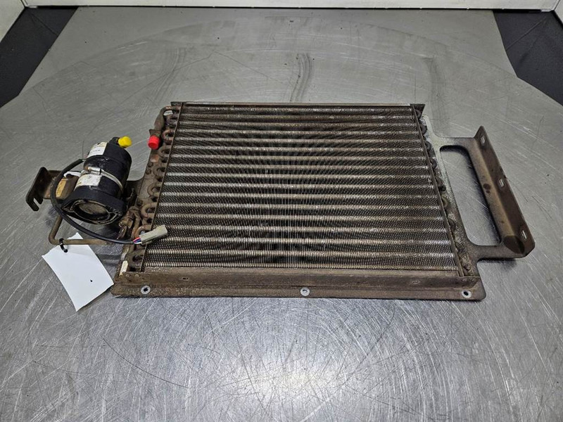 Sennebogen 835E-156803-Airco condenser/Klimakondensator - Рама/ Шасси для Строительной техники: фото 1 Sennebogen 835E-156803-Airco condenser/Klimakondensator - Рама/ Шасси для Строительной техники: фото 1