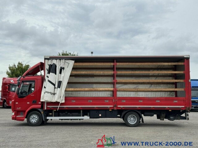 DAF LF220 Plane Spriegel Ladebordwand BÄR 1.500 Kg - Тентованный грузовик: фото 2 DAF LF220 Plane Spriegel Ladebordwand BÄR 1.500 Kg - Тентованный грузовик: фото 2
