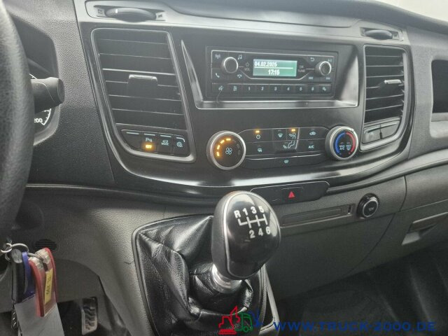 Ford Transit Custom 2.0 TDCi EURO 6 DAB Nur 95 TKM - Пассажирский фургон: фото 5 Ford Transit Custom 2.0 TDCi EURO 6 DAB Nur 95 TKM - Пассажирский фургон: фото 5