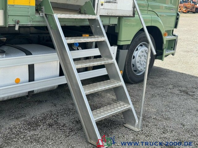 Mercedes-Benz Axor 1833 Spezialkoffer el.Schwenkwand Werkstatt - Грузовик с закрытым кузовом: фото 2 Mercedes-Benz Axor 1833 Spezialkoffer el.Schwenkwand Werkstatt - Грузовик с закрытым кузовом: фото 2