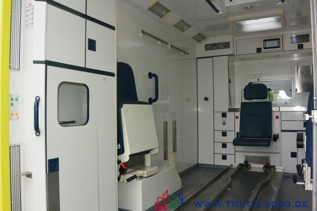 Mercedes-Benz Sprinter 516 CDI Intensiv- Rettung- Krankenwagen - Машина скорой помощи: фото 2 Mercedes-Benz Sprinter 516 CDI Intensiv- Rettung- Krankenwagen - Машина скорой помощи: фото 2