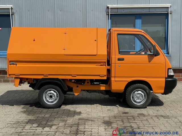 Мусоровоз Piaggio Porter Kipper Müllwagen- Gehweg Reinigung 1.Hand: фото 8
