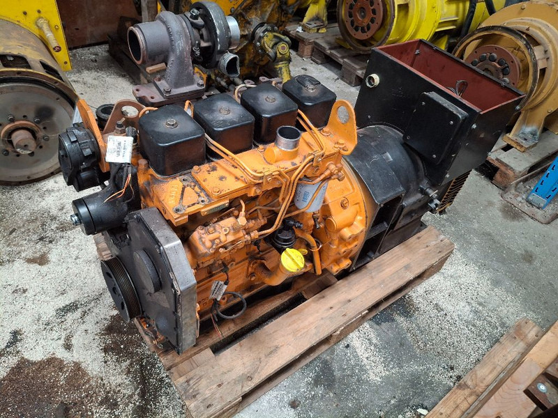 Cummins 4BT-G4 - Двигатель: фото 1 Cummins 4BT-G4 - Двигатель: фото 1