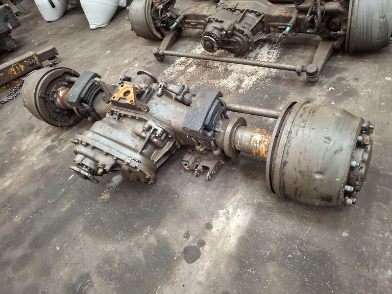 MAN KAT 8x8 complete AXLE SET - Ось и запчасти: фото 4 MAN KAT 8x8 complete AXLE SET - Ось и запчасти: фото 4