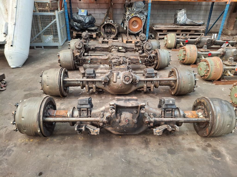 MAN KAT 8x8 complete AXLE SET - Ось и запчасти: фото 5 MAN KAT 8x8 complete AXLE SET - Ось и запчасти: фото 5