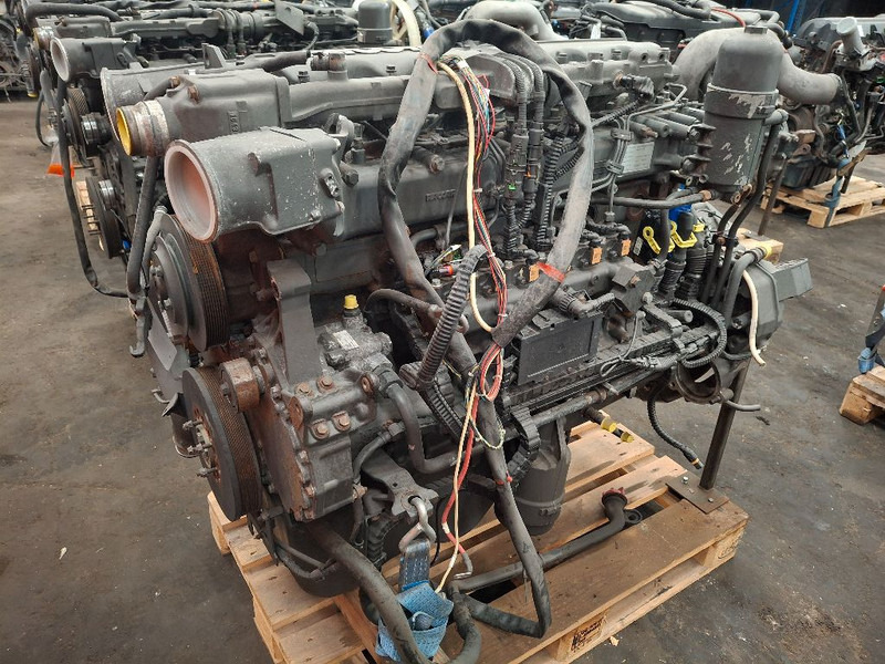 PACCAR PR228U1 (310hp) - Двигатель: фото 1 PACCAR PR228U1 (310hp) - Двигатель: фото 1