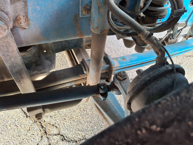 Renault MIDLUM 280DXI - Грузовик-цистерна: фото 2 Renault MIDLUM 280DXI - Грузовик-цистерна: фото 2