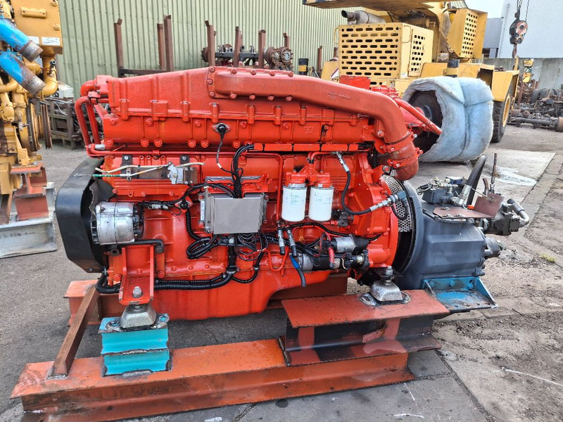 Scania DI12 59M - Двигатель: фото 1 Scania DI12 59M - Двигатель: фото 1