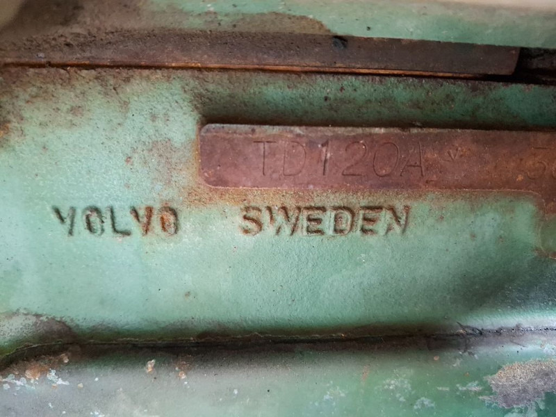 Volvo TD120A - Двигатель: фото 3 Volvo TD120A - Двигатель: фото 3