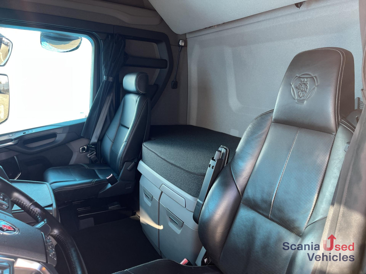 SCANIA S 500 A6x2/4NB RETARDER P-AIRCO FULL-AIR SMART2 - Тягач: фото 3 SCANIA S 500 A6x2/4NB RETARDER P-AIRCO FULL-AIR SMART2 - Тягач: фото 3