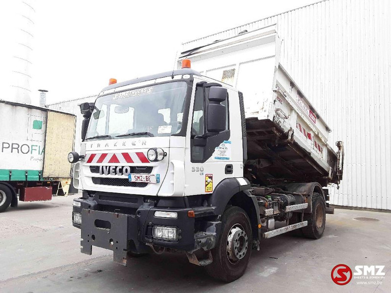 Iveco Trakker 330 184"km snow equipment - Самосвал: фото 3 Iveco Trakker 330 184"km snow equipment - Самосвал: фото 3