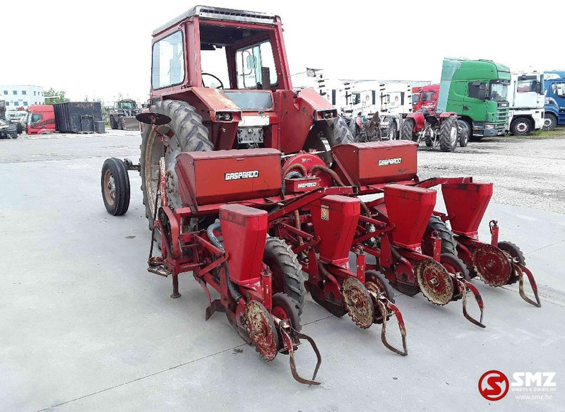 Трактор Massey Ferguson 595: фото 12