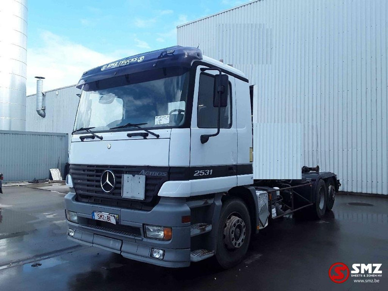 Mercedes-Benz Actros 2531 francais - Грузовик-шасси: фото 3 Mercedes-Benz Actros 2531 francais - Грузовик-шасси: фото 3