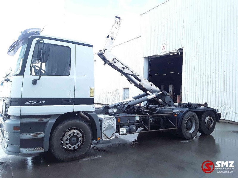 Mercedes-Benz Actros 2531 francais - Грузовик-контейнеровоз/ Сменный кузов: фото 5 Mercedes-Benz Actros 2531 francais - Грузовик-контейнеровоз/ Сменный кузов: фото 5