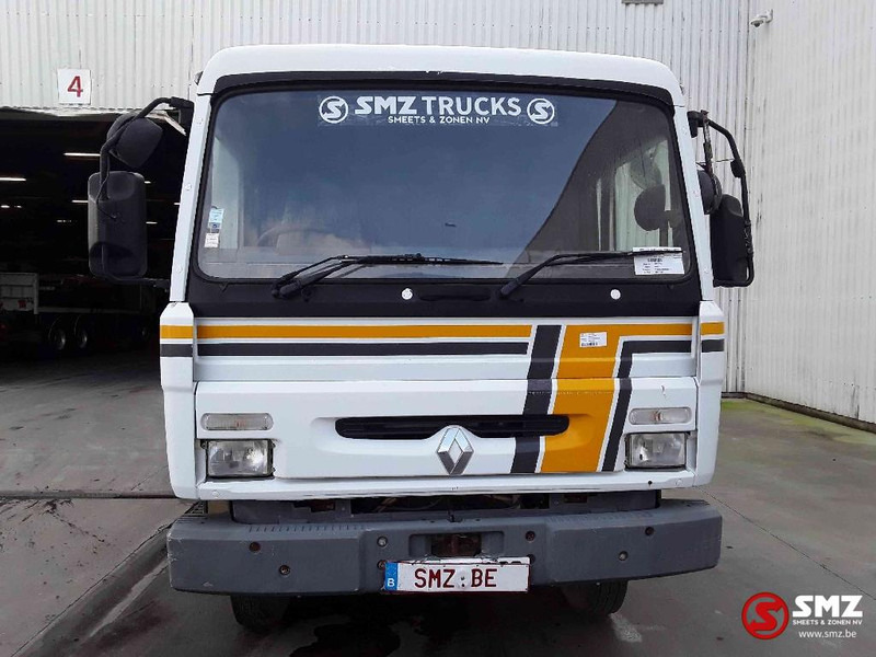Renault - Подметально-уборочная машина: фото 2 Renault - Подметально-уборочная машина: фото 2