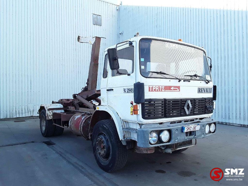 Renault G 290 - Грузовик-контейнеровоз/ Сменный кузов: фото 1 Renault G 290 - Грузовик-контейнеровоз/ Сменный кузов: фото 1