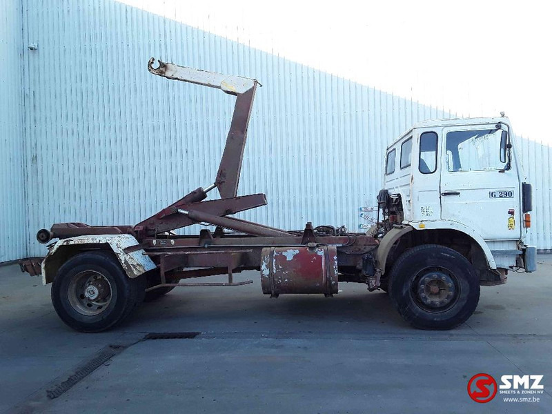 Renault G 290 - Грузовик-контейнеровоз/ Сменный кузов: фото 4 Renault G 290 - Грузовик-контейнеровоз/ Сменный кузов: фото 4