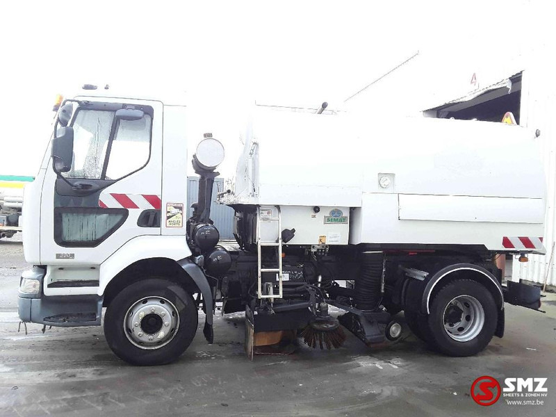 Renault Midlum 220 - Подметально-уборочная машина: фото 5 Renault Midlum 220 - Подметально-уборочная машина: фото 5