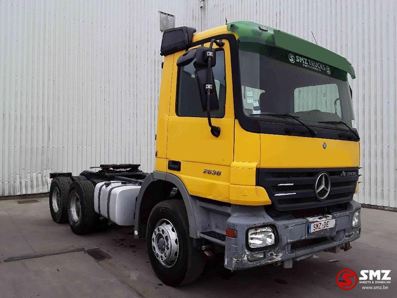 Mercedes-Benz Actros 2636 6x4 steel lames EPS - Тягач: фото 1 Mercedes-Benz Actros 2636 6x4 steel lames EPS - Тягач: фото 1