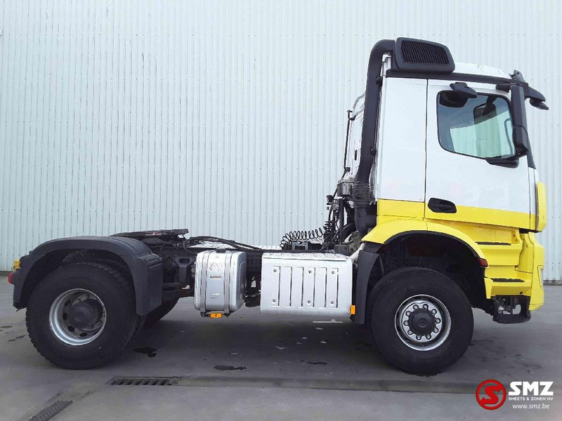 Mercedes-Benz Arocs 2045 4x4 NO hydrodrive - Тягач: фото 4 Mercedes-Benz Arocs 2045 4x4 NO hydrodrive - Тягач: фото 4