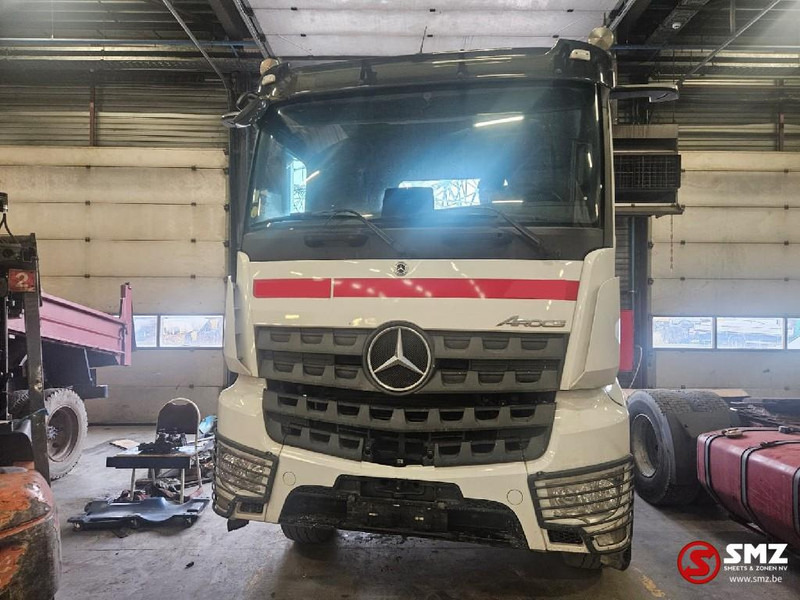 Mercedes-Benz Arocs 2048 ACCIDENT retarder mirrorcam - Тягач: фото 2 Mercedes-Benz Arocs 2048 ACCIDENT retarder mirrorcam - Тягач: фото 2