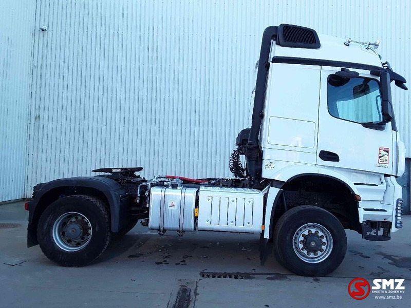 Mercedes-Benz Arocs 2051 4x4 Retarder NO hydrodrive!! - Тягач: фото 4 Mercedes-Benz Arocs 2051 4x4 Retarder NO hydrodrive!! - Тягач: фото 4