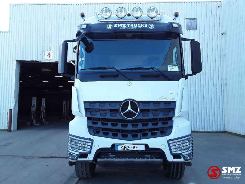 Mercedes-Benz Arocs 2051 4x4 Retarder NO hydrodrive!! - Тягач: фото 2 Mercedes-Benz Arocs 2051 4x4 Retarder NO hydrodrive!! - Тягач: фото 2