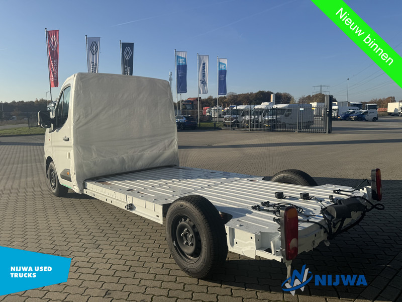 Renault Master E-Tech 145 L3H1 platform cabine - Фургон, Электрический фургон: фото 3 Renault Master E-Tech 145 L3H1 platform cabine - Фургон, Электрический фургон: фото 3