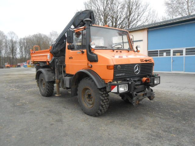 Unimog U1450 427/11 mit Kran - Самосвал, Автоманипулятор: фото 2 Unimog U1450 427/11 mit Kran - Самосвал, Автоманипулятор: фото 2