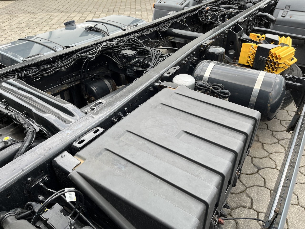 MAN TGX 26.500 6x2 Fahrgestell Lenk-Liftachse AHK - Грузовик-шасси: фото 5 MAN TGX 26.500 6x2 Fahrgestell Lenk-Liftachse AHK - Грузовик-шасси: фото 5