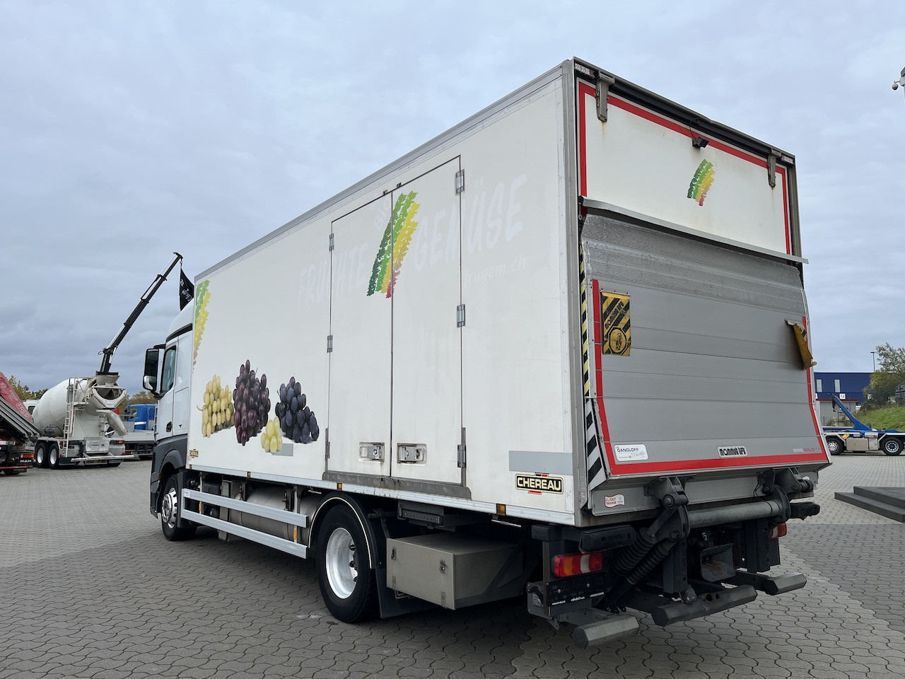 Рефрижератор Mercedes-Benz 1842 4x2 LBW Kühlung Flüssigstickstoff GAS: фото 9 Рефрижератор Mercedes-Benz 1842 4x2 LBW Kühlung Flüssigstickstoff GAS: фото 9