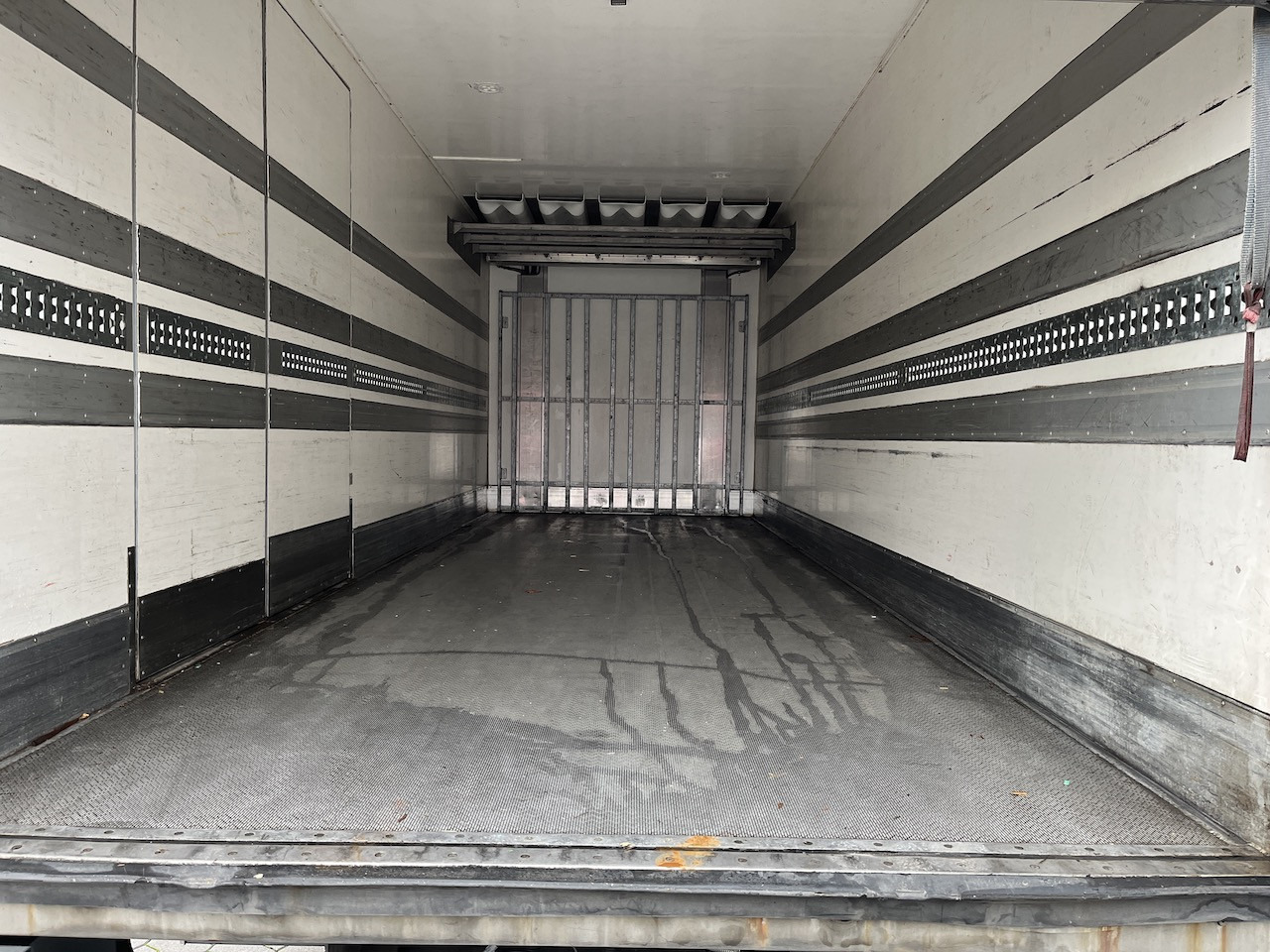 Mercedes-Benz 1842 4x2 LBW Kühlung - Грузовик с закрытым кузовом: фото 5 Mercedes-Benz 1842 4x2 LBW Kühlung - Грузовик с закрытым кузовом: фото 5