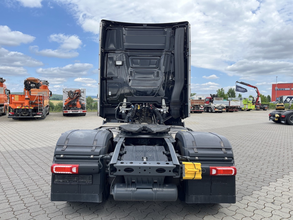 Mercedes-Benz Actros 1853 4x2 Gigaspace Sitzecke StyleLine - Тягач: фото 3 Mercedes-Benz Actros 1853 4x2 Gigaspace Sitzecke StyleLine - Тягач: фото 3