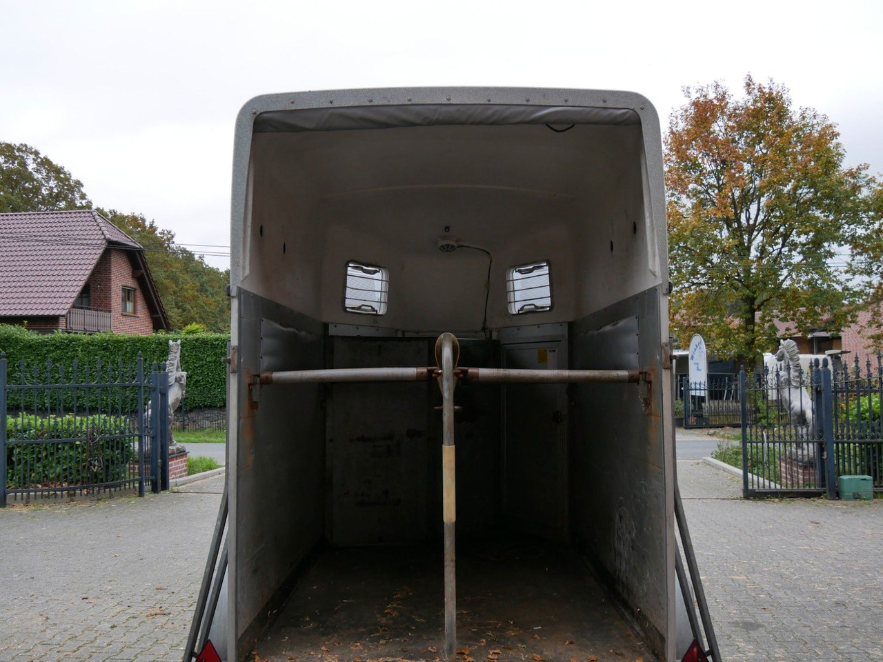 Böckmann Alu 2 Pferde mit Sattelkammer - Прицеп для перевозки животных: фото 5 Böckmann Alu 2 Pferde mit Sattelkammer - Прицеп для перевозки животных: фото 5