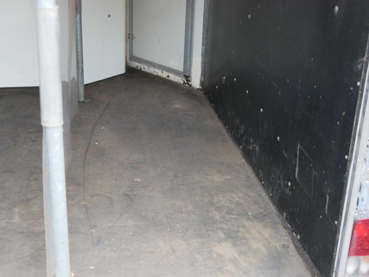 Прицеп для перевозки животных Böckmann Duo  mit Sattelkammer: фото 6