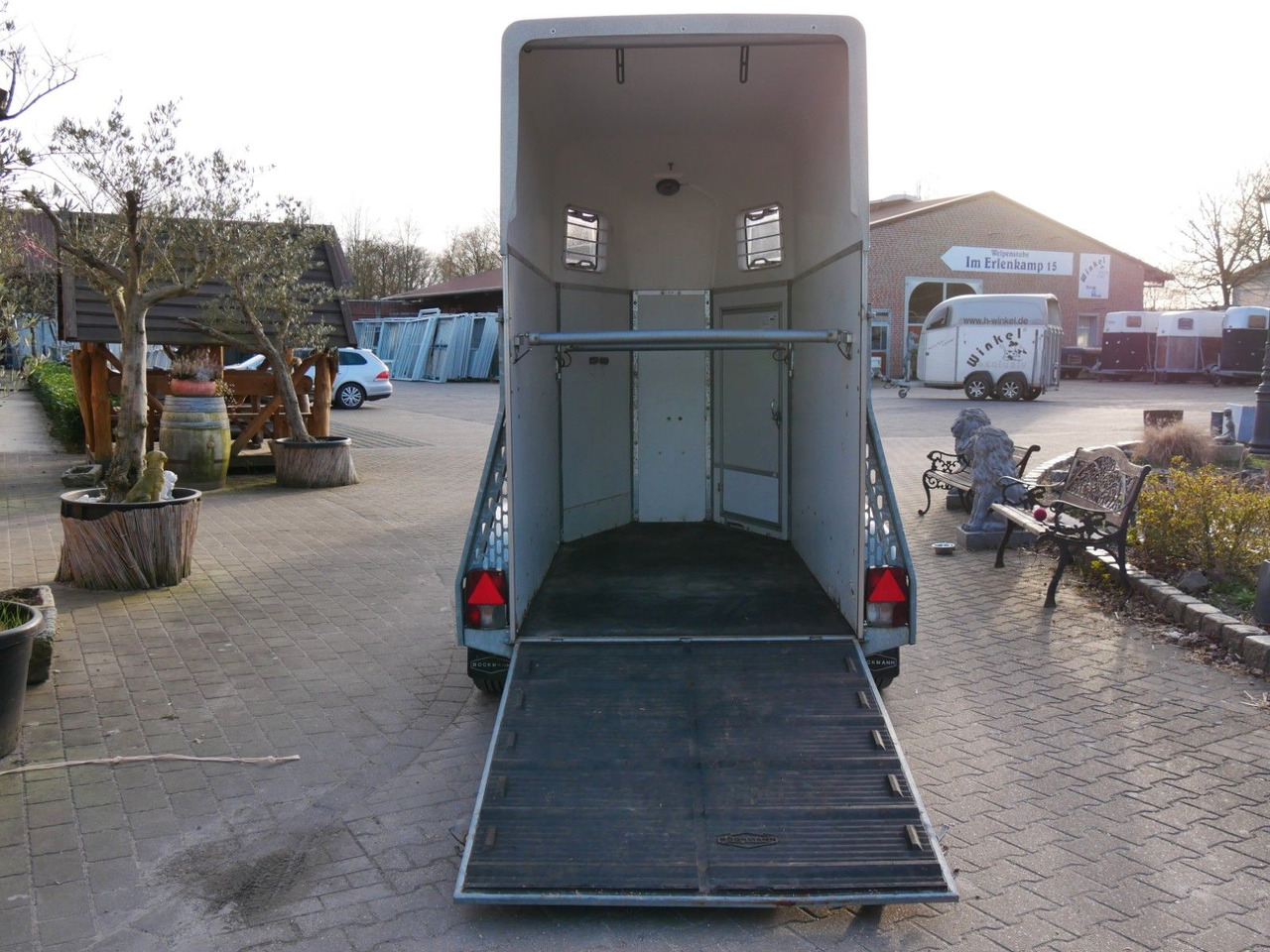 Новый Прицеп-коневоз Böckmann Uno: фото 10 Новый Прицеп-коневоз Böckmann Uno: фото 10