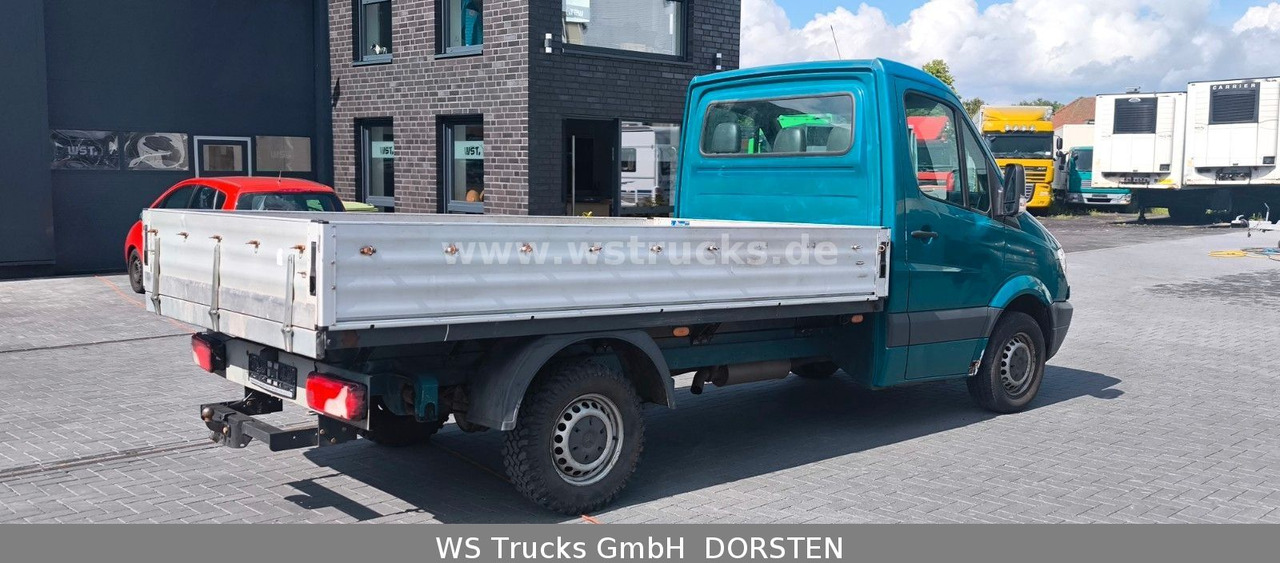 Mercedes-Benz Sprinter II Pritsche215 CDI - Малотоннажный бортовой грузовик: фото 3 Mercedes-Benz Sprinter II Pritsche215 CDI - Малотоннажный бортовой грузовик: фото 3