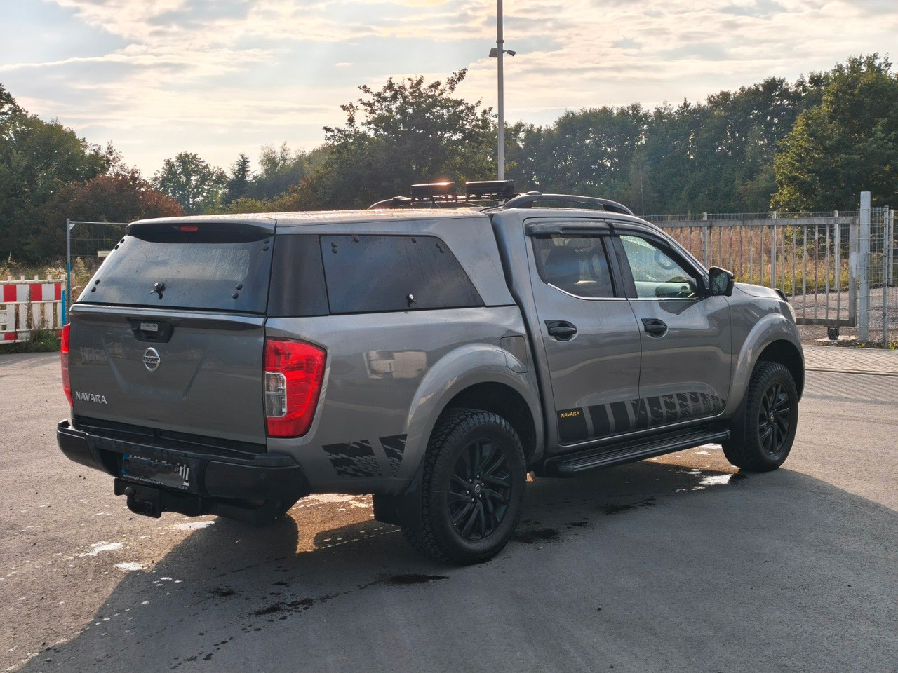 Nissan Navara NP300 N-Guard Double Cab 4x4 - Внедорожник: фото 4 Nissan Navara NP300 N-Guard Double Cab 4x4 - Внедорожник: фото 4