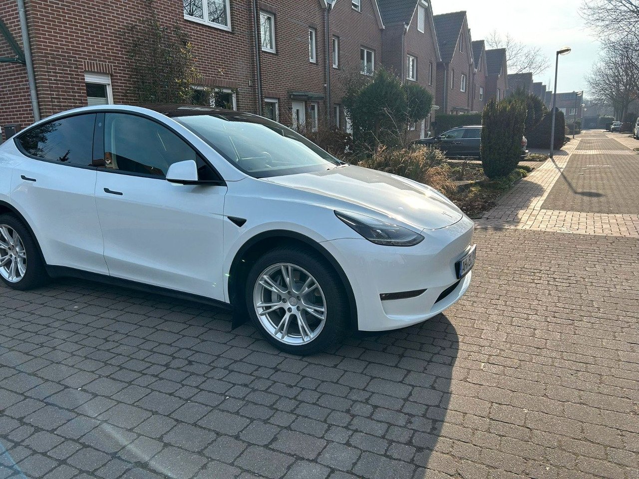 Tesla Model Y Hinterradantrieb RWD - Седан: фото 5 Tesla Model Y Hinterradantrieb RWD - Седан: фото 5