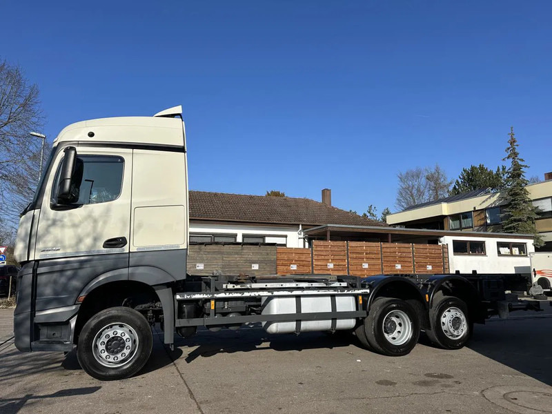 Новый Грузовик-контейнеровоз/ Сменный кузов Mercedes-Benz Actros 2542 LL BDF Standard 6x2 LBW: фото 14