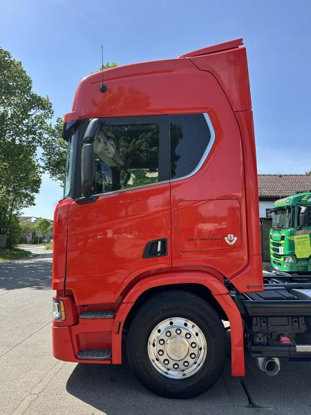 Scania R 580 6x2 Lenkachse Volluft TOPZUSTAND! - Грузовик-шасси: фото 2 Scania R 580 6x2 Lenkachse Volluft TOPZUSTAND! - Грузовик-шасси: фото 2