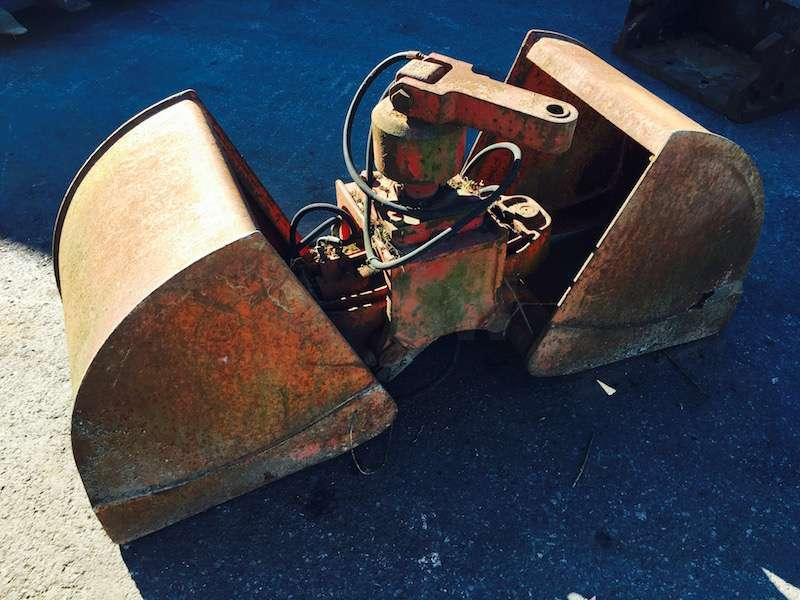 Camion avec rotator - coquilles 500mm reprise - ouverture 1500mm - Грейфер: фото 1 Camion avec rotator - coquilles 500mm reprise - ouverture 1500mm - Грейфер: фото 1